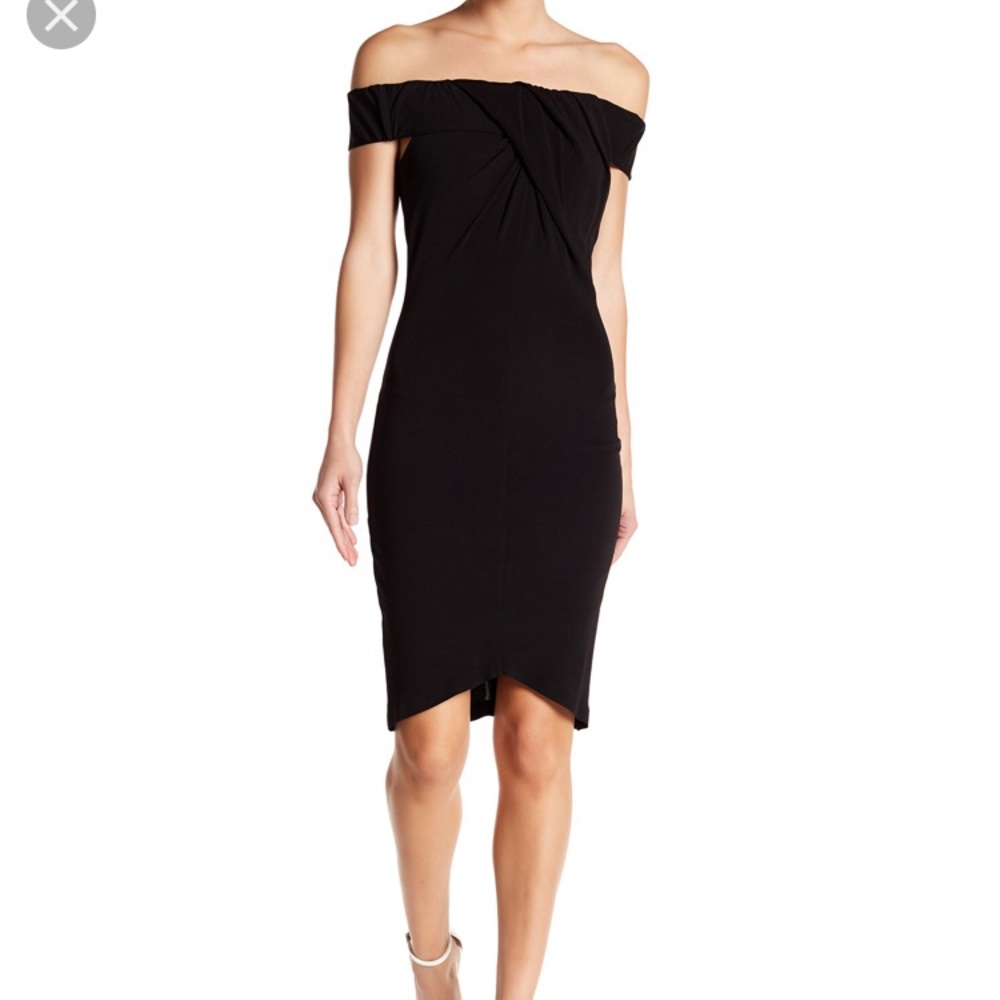Kendall+ Kylie off shoulder black dress Sz. medium